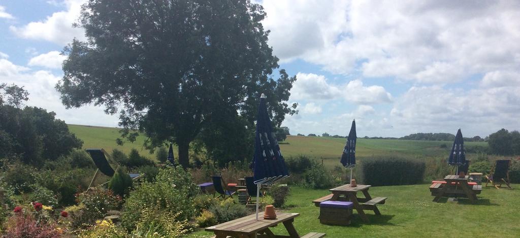 Strawberry Bank Hotel, Nec Meriden  Buitenkant foto