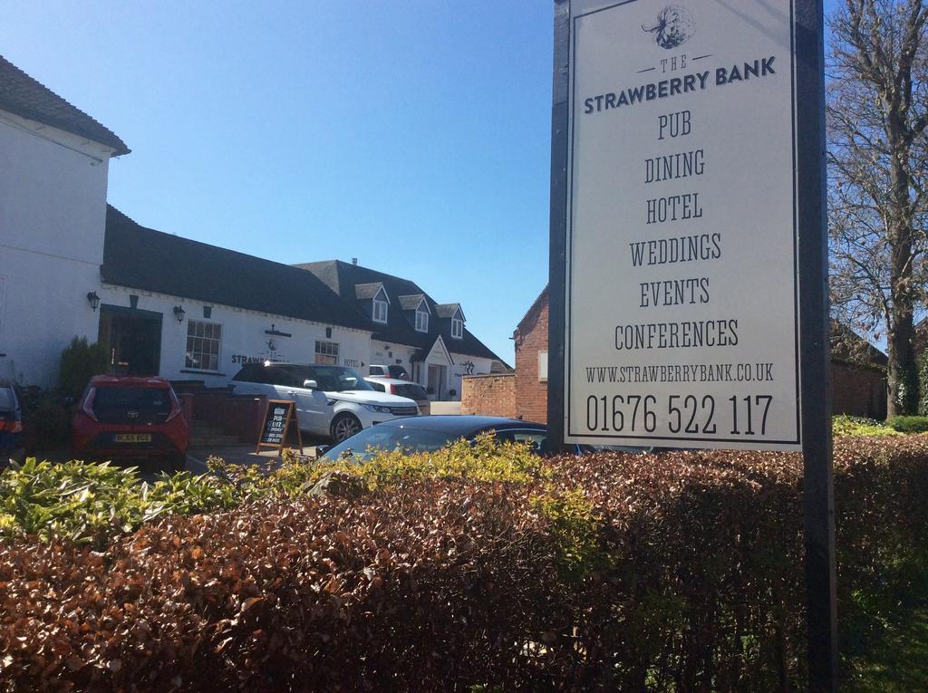 Strawberry Bank Hotel, Nec Meriden  Buitenkant foto