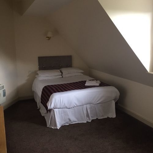 Strawberry Bank Hotel, Nec Meriden  Buitenkant foto