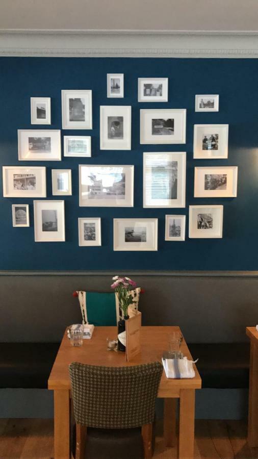 Strawberry Bank Hotel, Nec Meriden  Buitenkant foto
