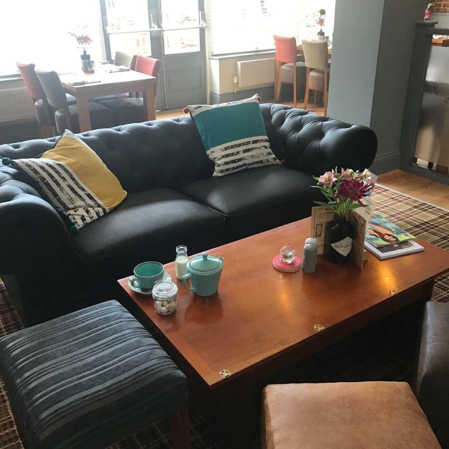 Strawberry Bank Hotel, Nec Meriden  Buitenkant foto
